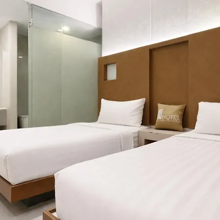 Os Hotel Airport Batam-3